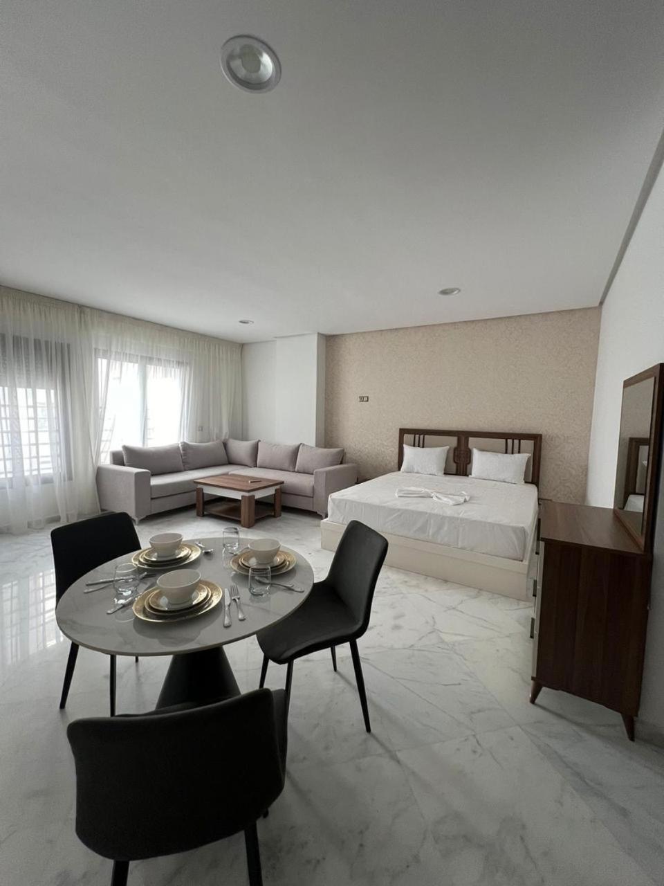 Luxury Apartment Charf Екстериор снимка
